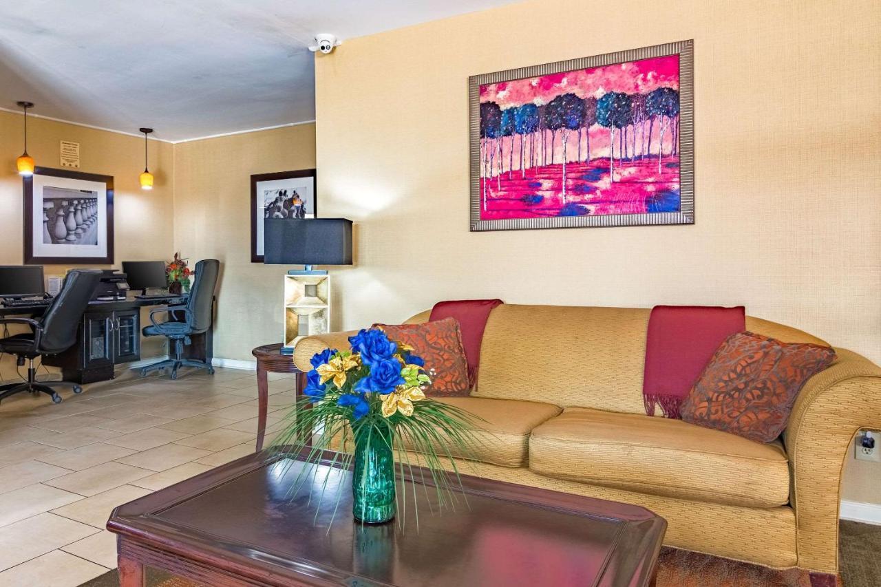 Quality Inn Columbus Near Fort Benning Dış mekan fotoğraf